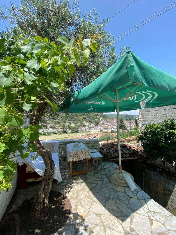 Teo'S Guest House Berat Dış mekan fotoğraf