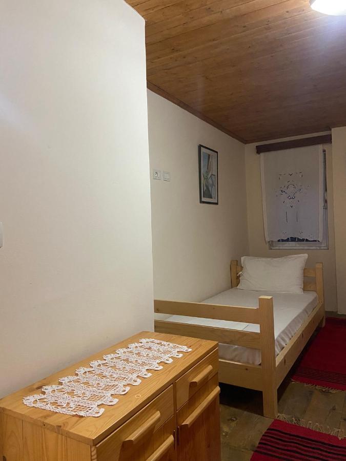 Teo'S Guest House Berat Dış mekan fotoğraf