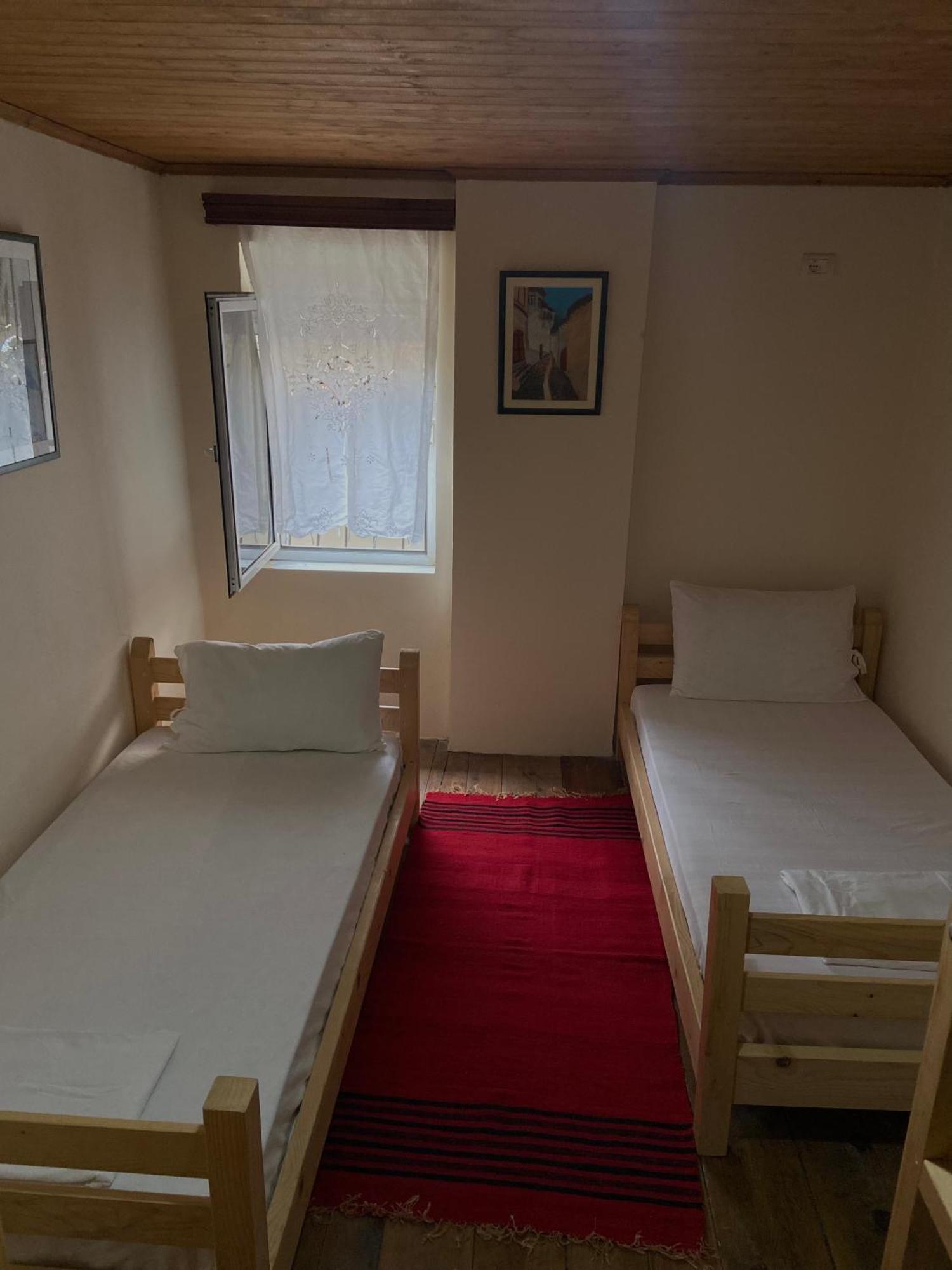 Teo'S Guest House Berat Dış mekan fotoğraf
