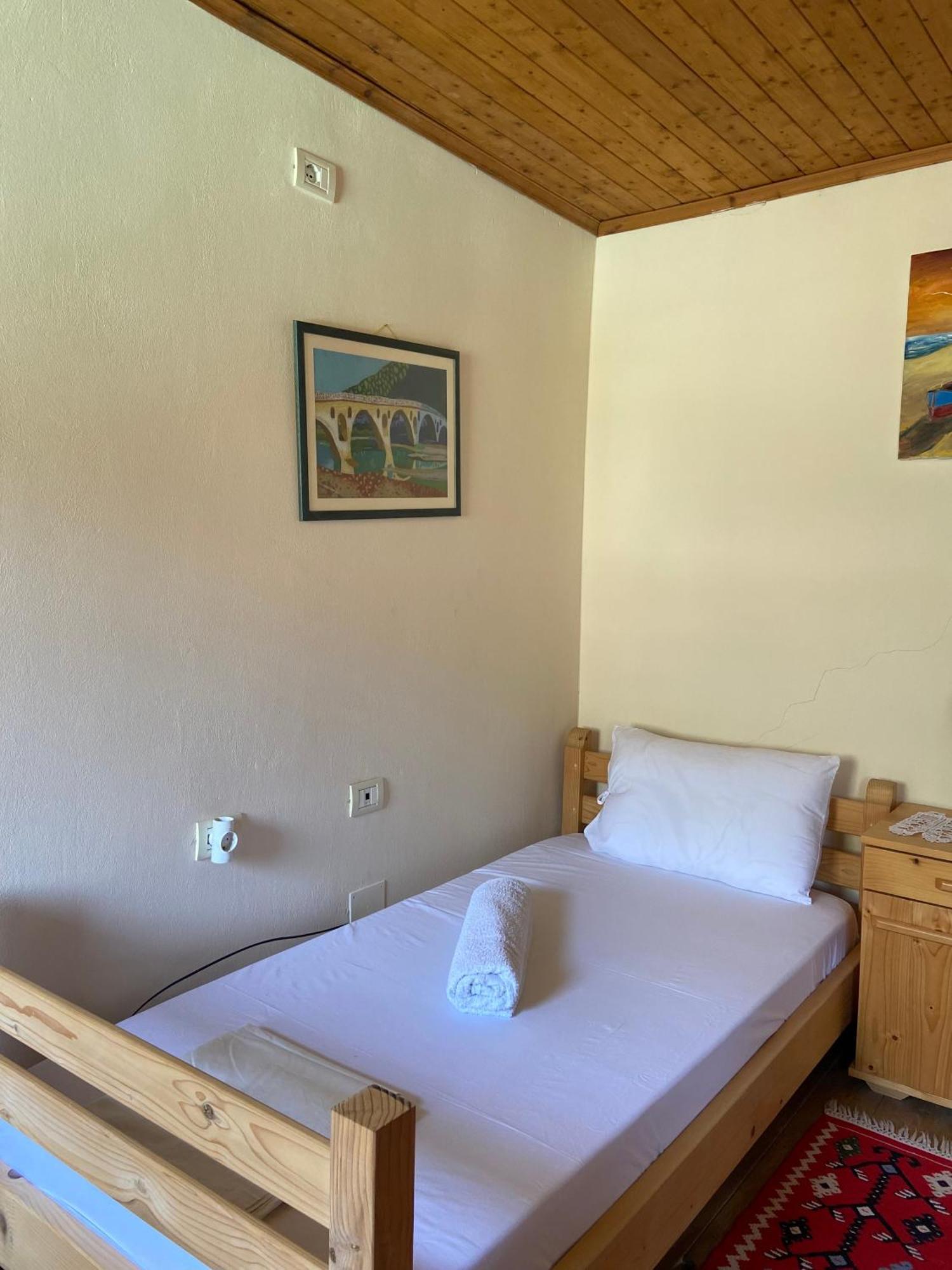 Teo'S Guest House Berat Dış mekan fotoğraf